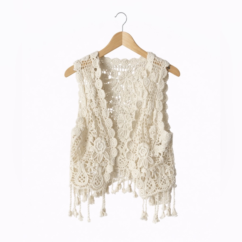 NWT. Boutique. Size 3/4 Crochet Lace Vest - Cream Kids